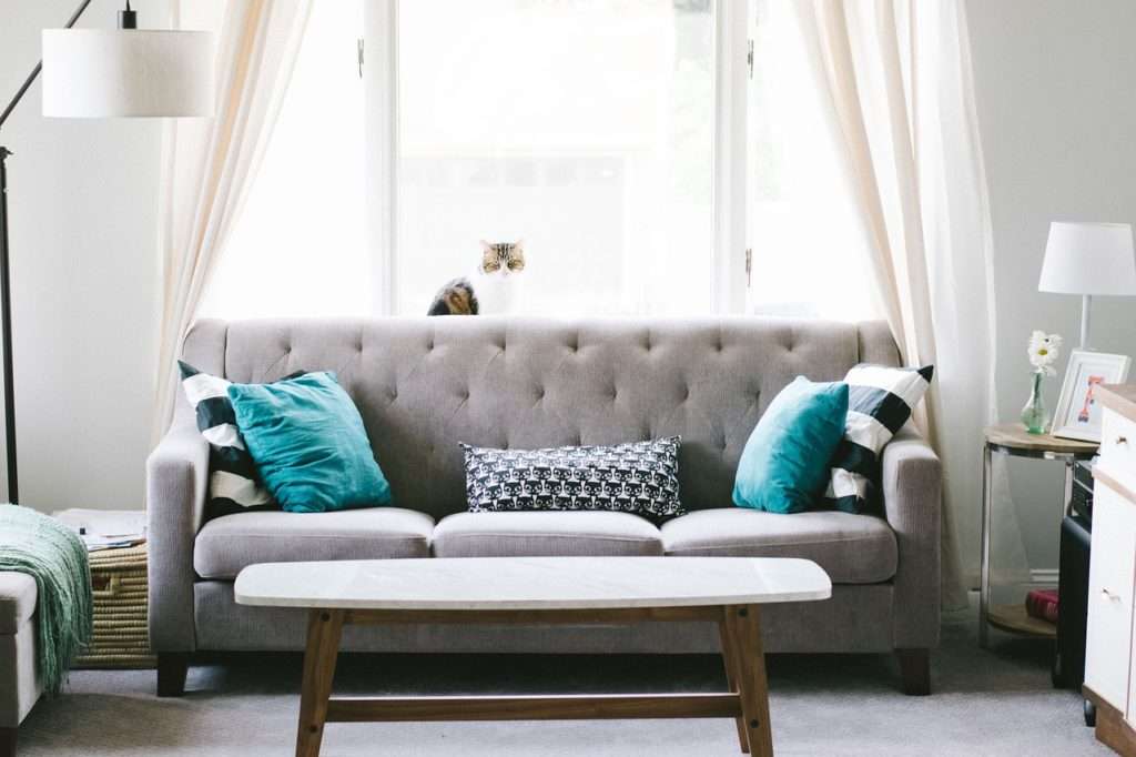Easy Living Room Makeover Ideas