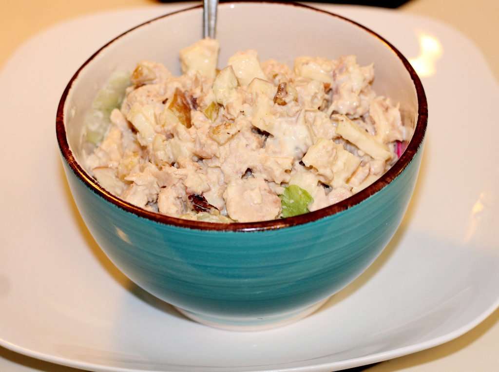Tuna Salad with Apples and Walnuts