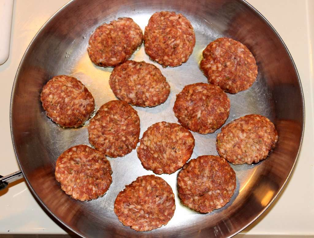 Make Mealtimes Easier with Carando® Meatballs