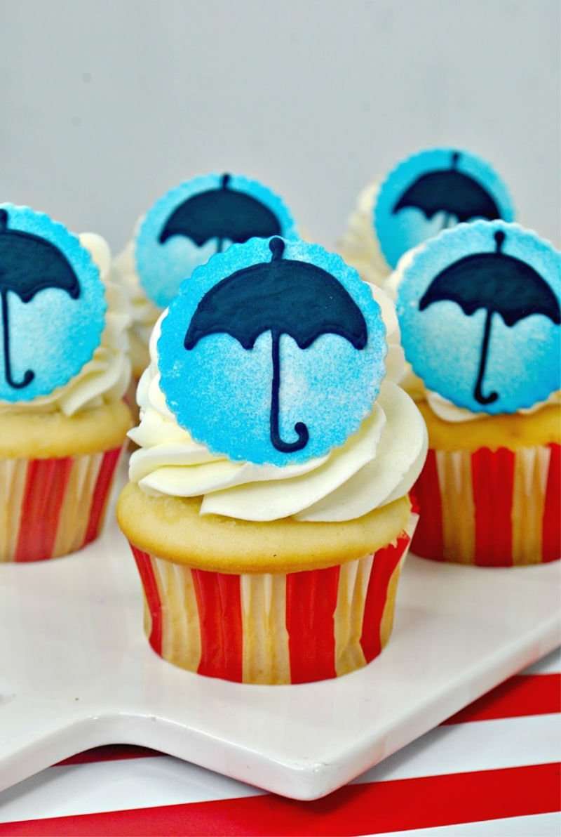 Mary Poppins Cupcakes and A Look at the Music and Magic of Mary Poppins Returns